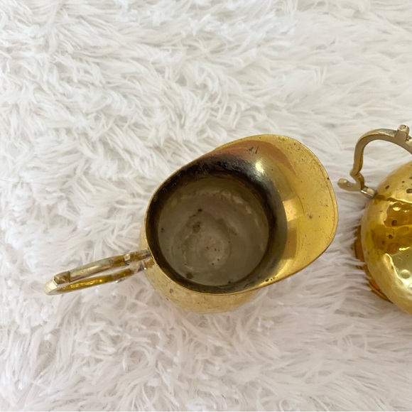 Vintage Hammered Brass Sugar Bowl And Creamer Set - Picture 9 of 10